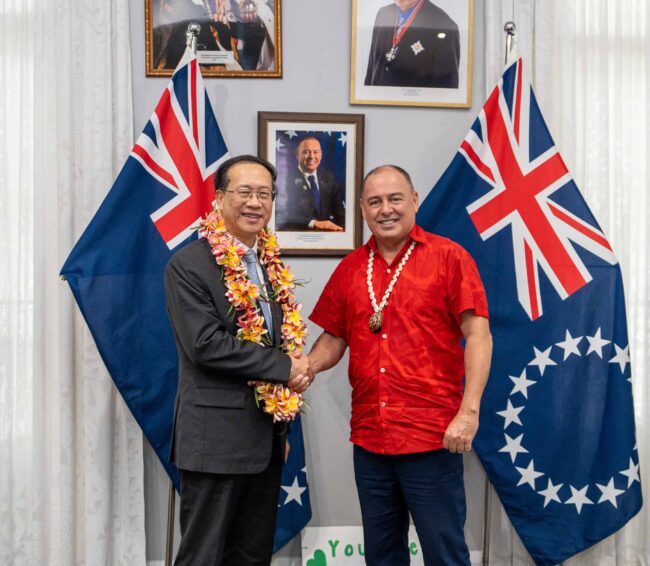 PM Mark Brown and H.E Ma